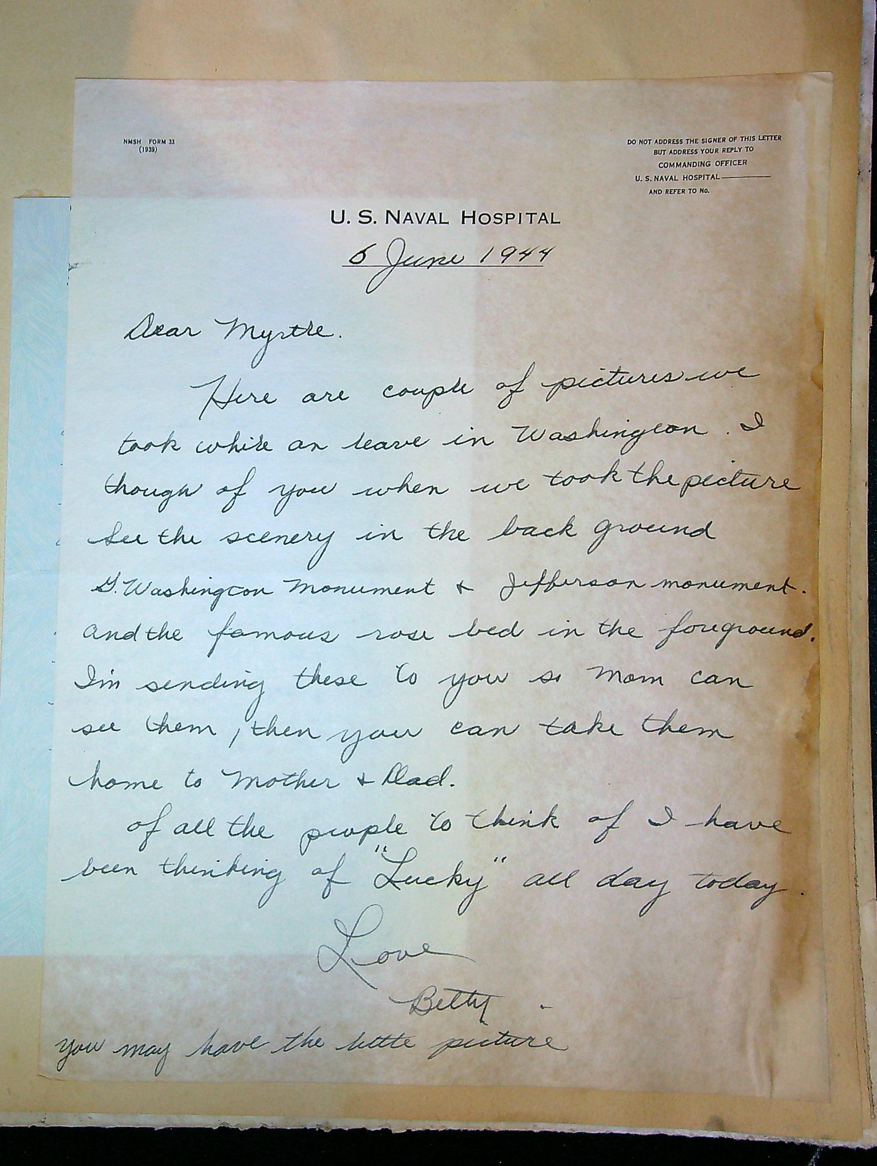 This image has an empty alt attribute; its file name is scrapbooks0081.jpg